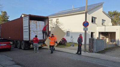 Der Container ist unterwegs
